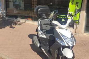 alquila moto menorca alquiler scooter manel menorca mahon